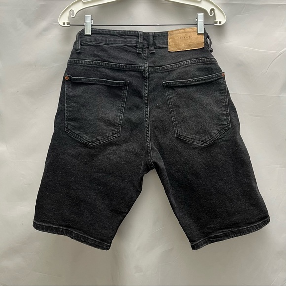 Zara Man - size 31 - black denim shorts - 99% cotton - lightly faded - Picture 2 of 5